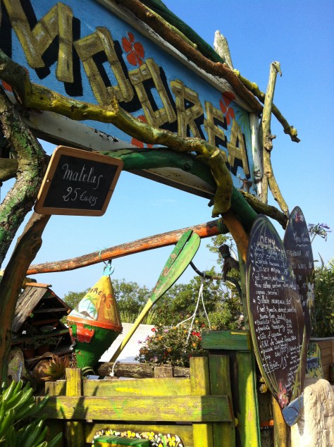 Entering plage Moorea