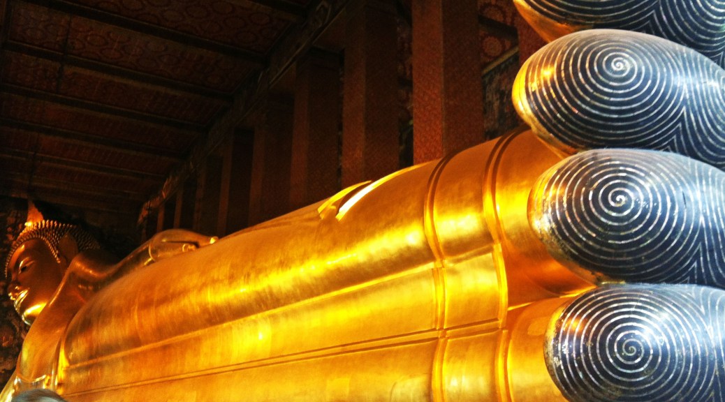 reclined buddha Bangkok