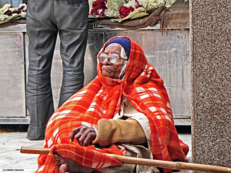 sikh delhi woman temple