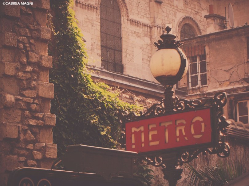 Metro, Paris. Cabiria Magni