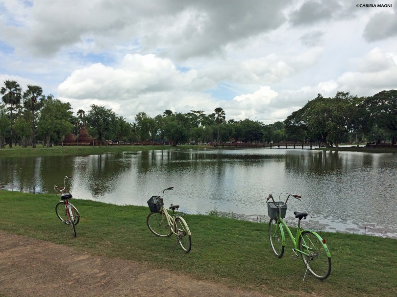 In bici a Sukhothai