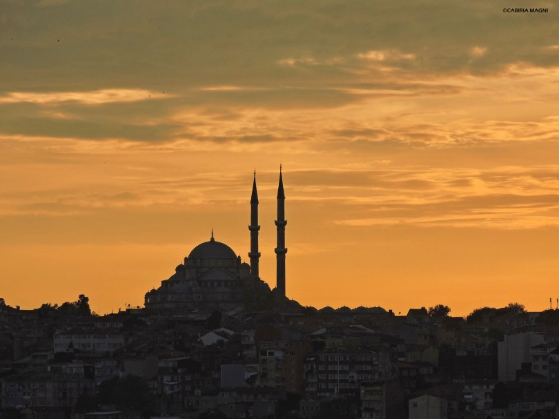 Il tramonto sulla città Cabiria Magni Istanbul