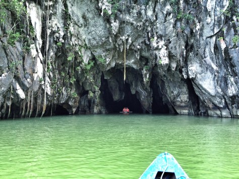Sabang, l'ingresso del fiume sotterraneo. Cabiria Magni, Filippine.
