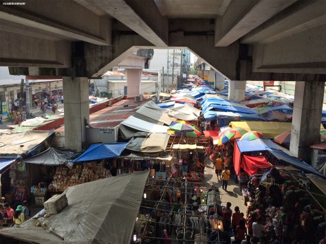 Il mercato di Baclaran, Manila, Cabiria Magni