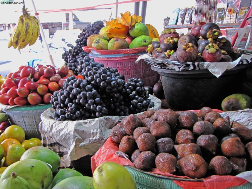 Frutta al mercato di Bedugul, Cabiria Magni