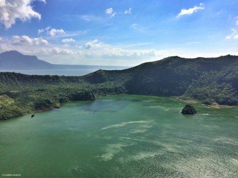 Il lago nel cratere del vulcano Taal. Filippine