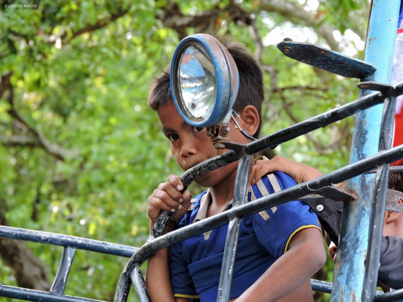 Kampong Phluk, volti lungo la strada. Cabiria Magni