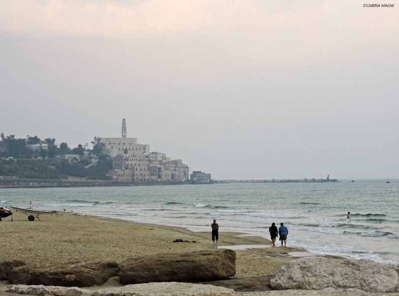 La vista di Jaffa dal lungomare di Tel Aviv. Cabiria Magni