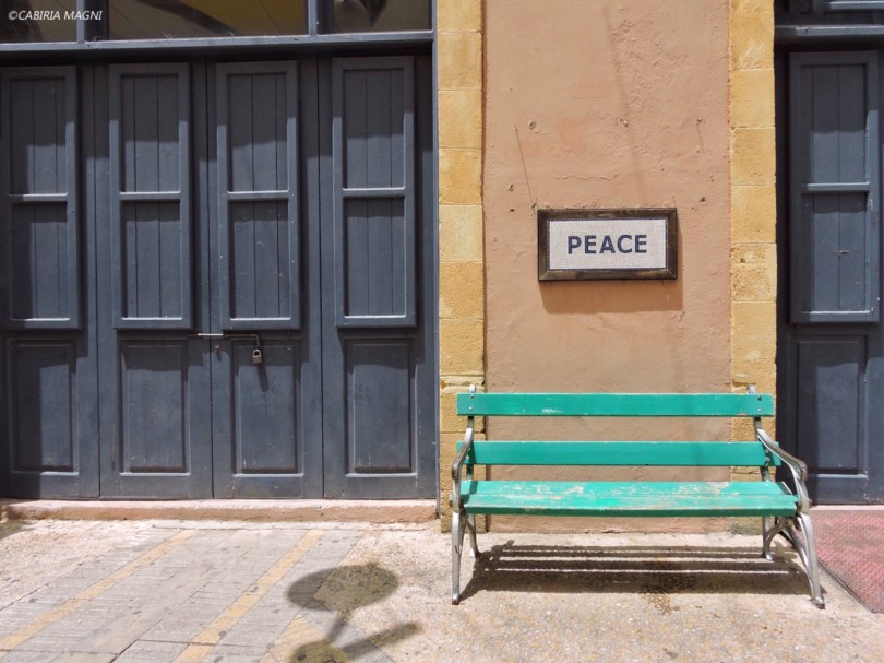 Nicosia, Cipro, Cabiria Magni, panchina, peace
