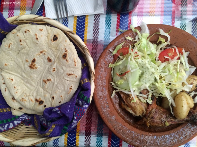 Antigua, pollo y tortillas! Cabiria Magni, Guatemala