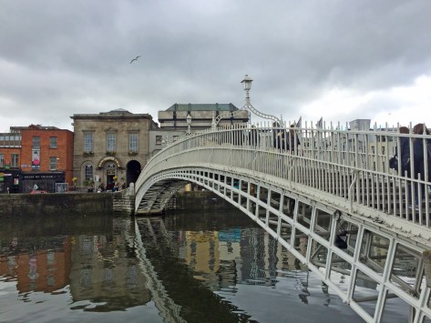 Ha'Penny Bridge, Dublino, Cabiria Magni