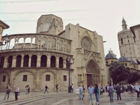 Plaza de la Virgen, Valencia, Cabiria Magni