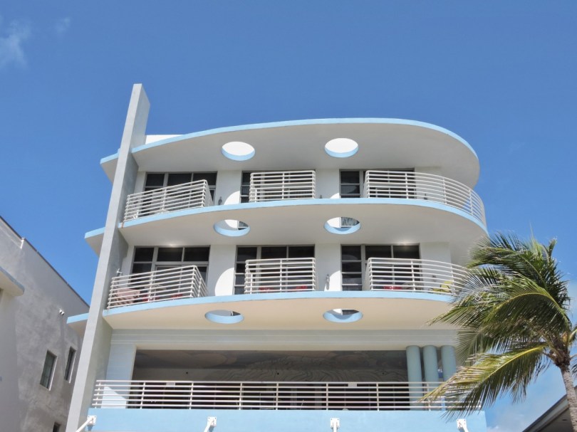 Ocean Drive Miami Art Deco Cabiria Magni